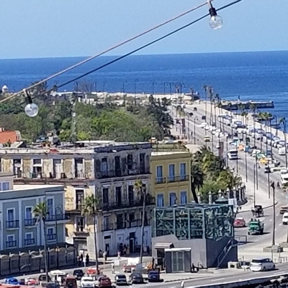 Meet your Posher, Victoria